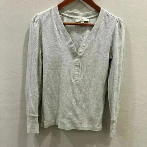 LOFT light grey shoulder ruched long sleeve ribbed blouse size medium